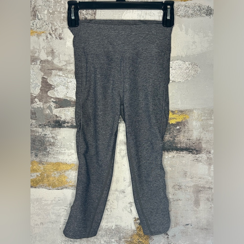 Lululemon crop rushed running/yoga legging